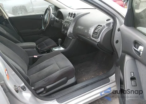 2009 Nissan Altima 2.5 S from USA, damaged, VIN 1N4AL21E29N524662